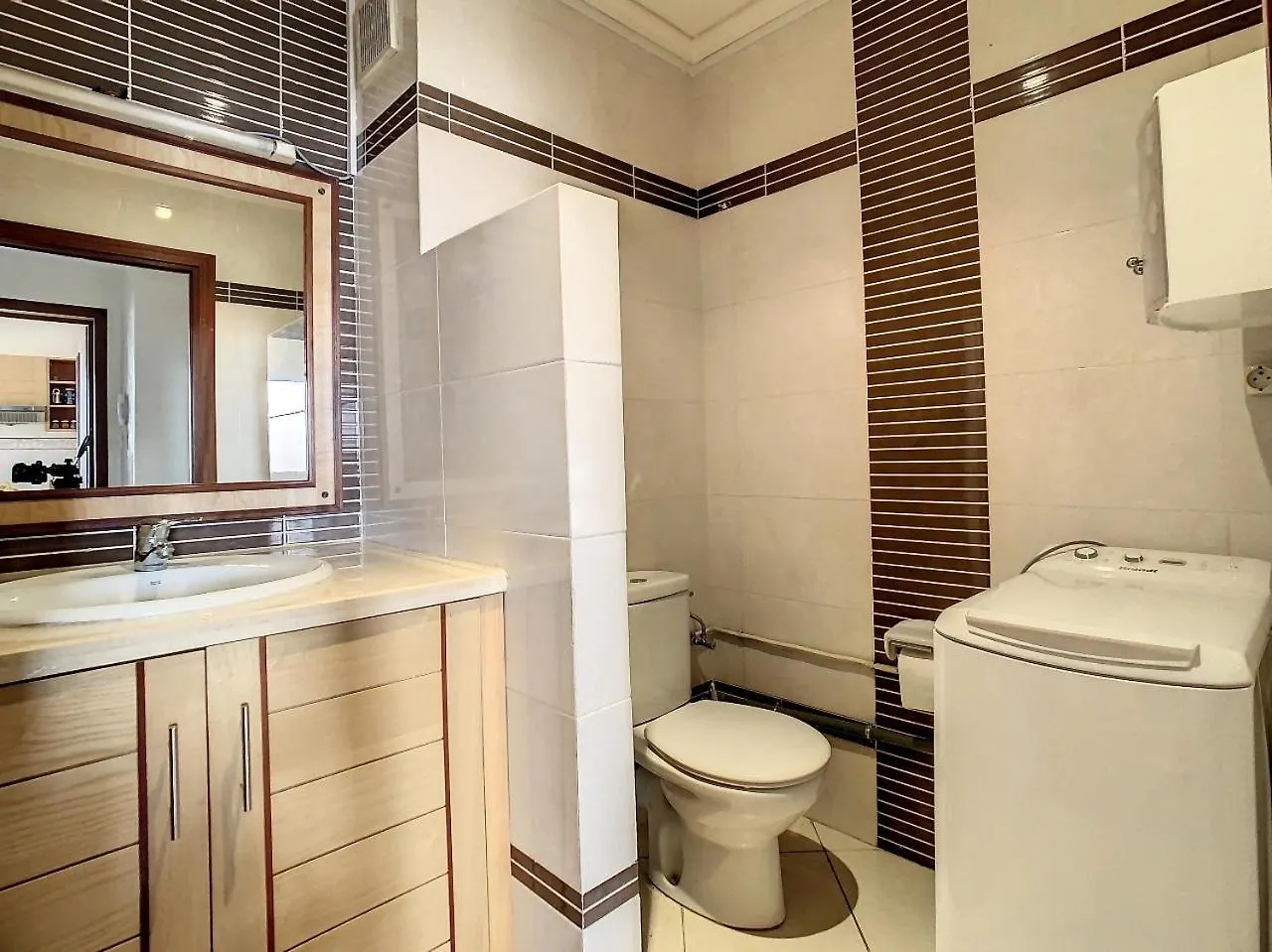 אגאדיר Quiet, Central Apartment With Loggie